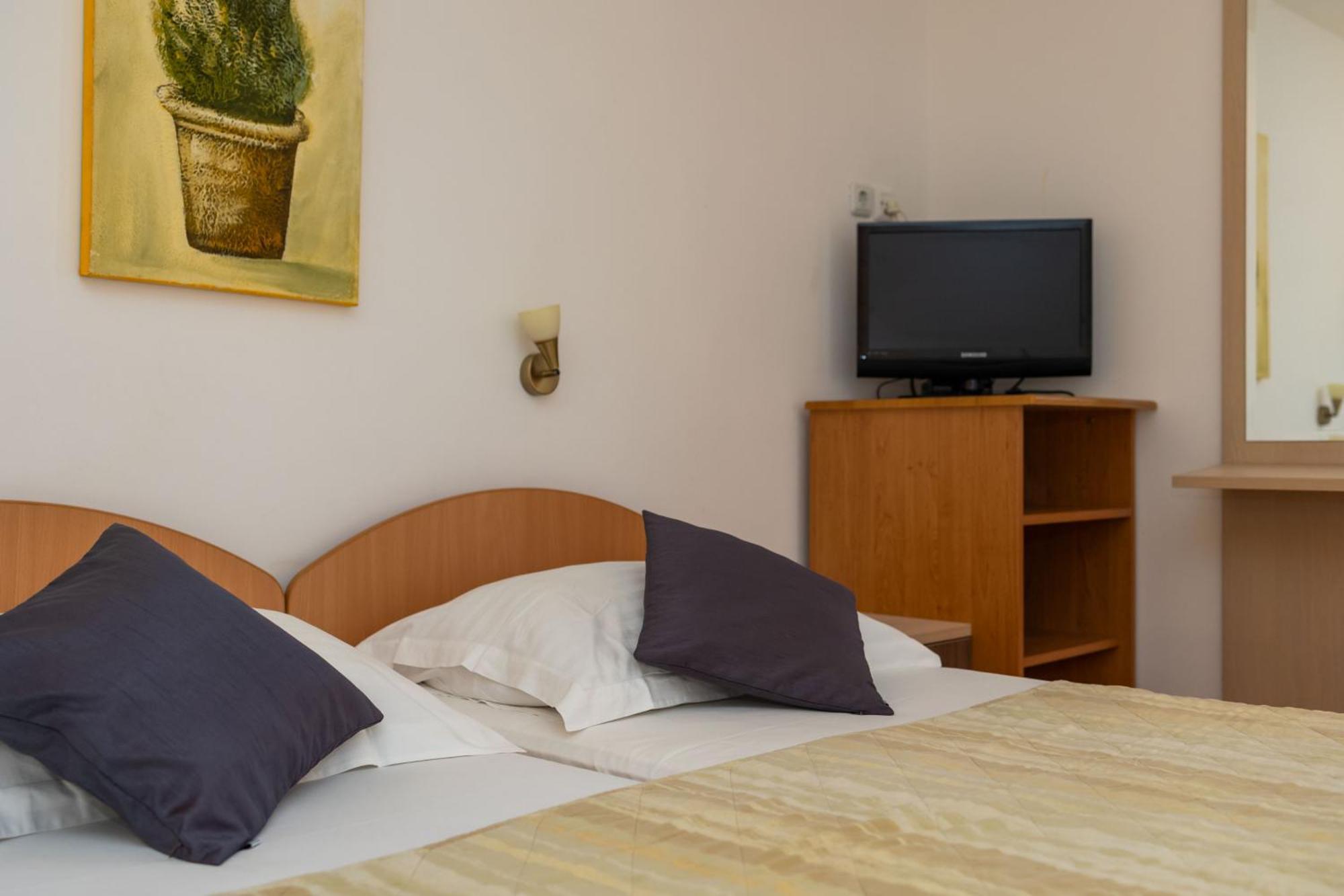 Premium Apartments - Lavica Beach Подстрана Екстер'єр фото